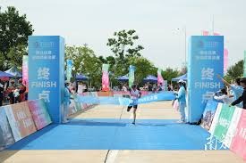 湖人主场战绩回升 防守强度提升